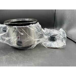 Elite Gourmet- 1.5Quart Mini Crockpot-Silver - new